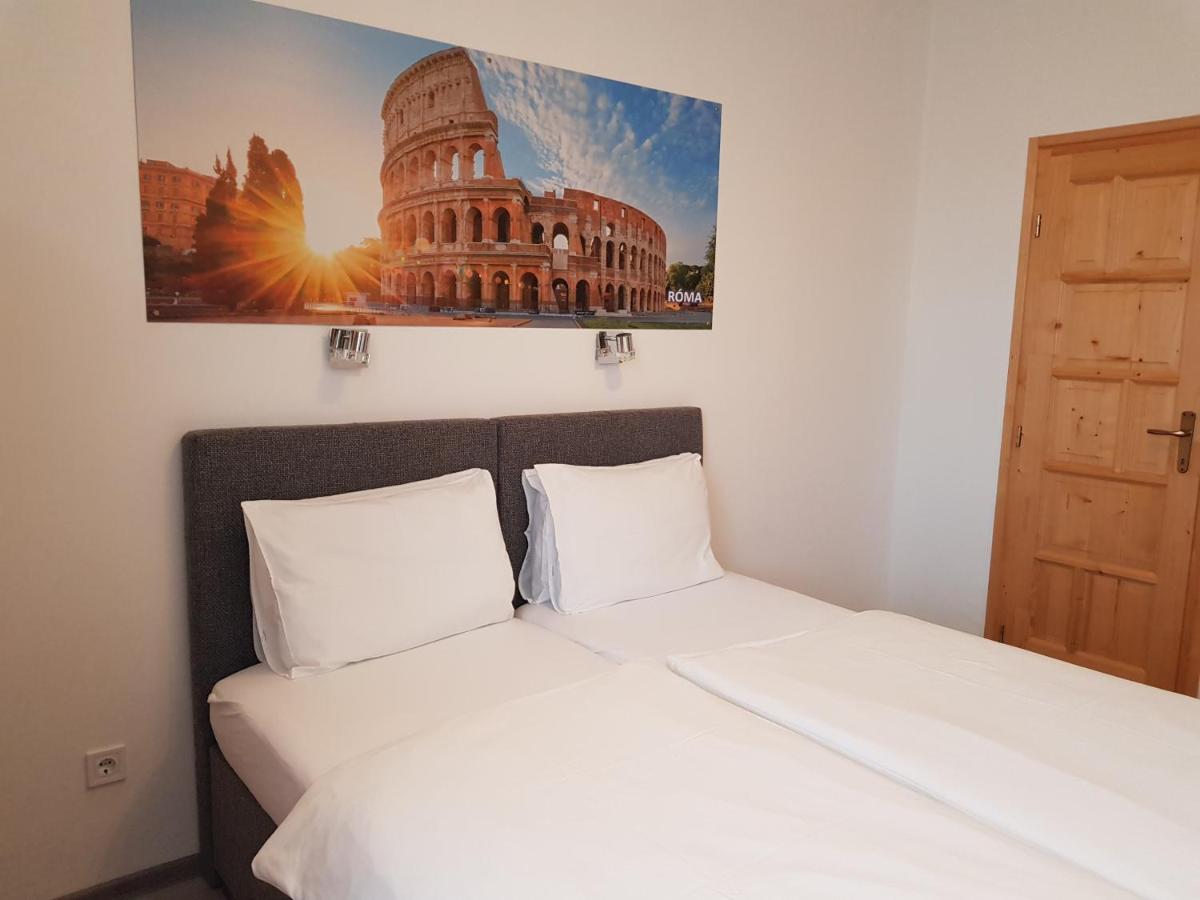 Matyas Panzio Bed & Breakfast
